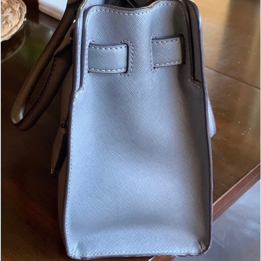 Michael Kors purse - Picture 4 of 9